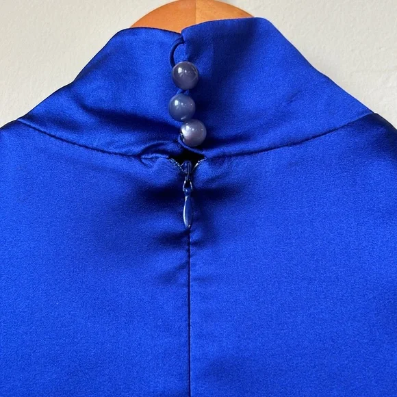 EMPORIO ARMANI 2-tone, cobalt blue silk top & black wool bottom dress size 6 - Picture 6 of 9